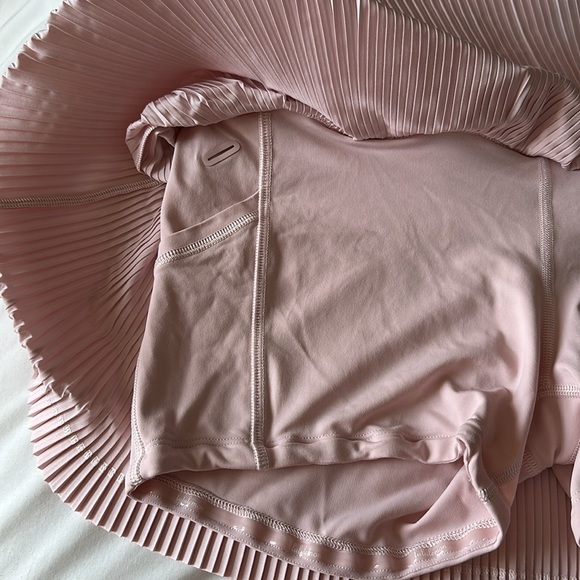 Lululemon Pleat to Street skirt - Picture 4 of 7